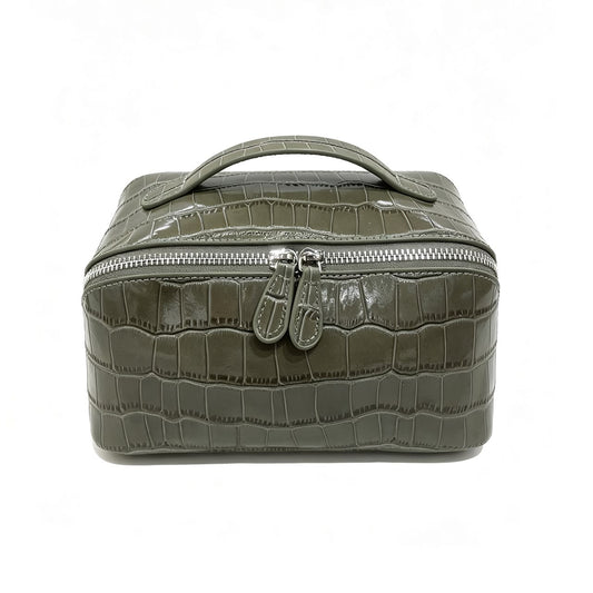 Croc Divided Vanity